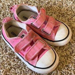 Velcro Converse